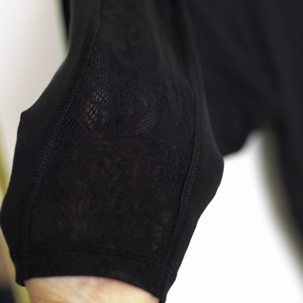 lululemon lace detail black leggings